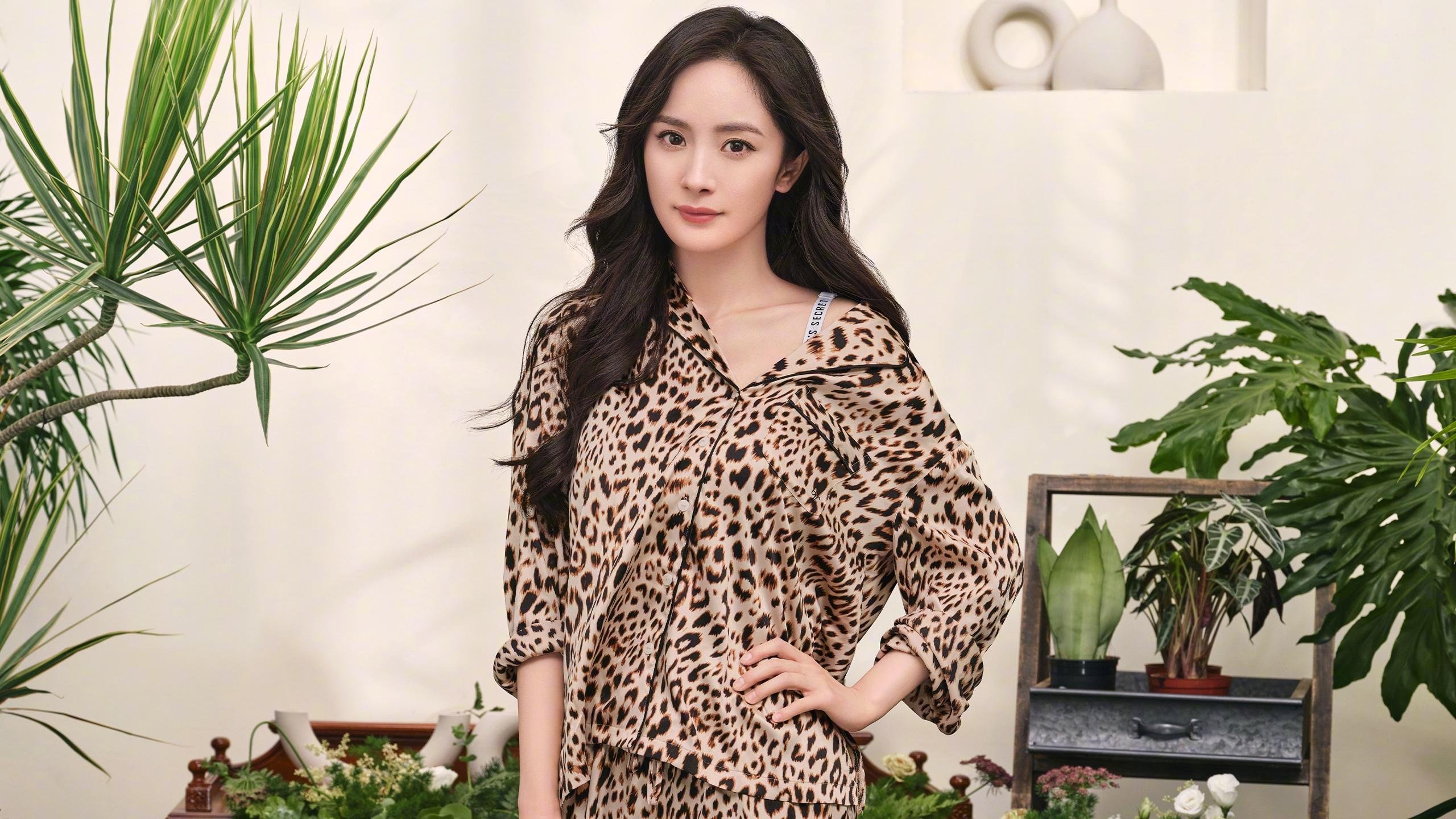 世俱杯-世界级蛙泳划水深度对比图,蛙泳世界冠军速度